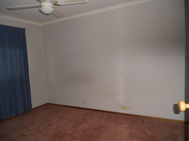 23 Escott Grove, Berwick VIC 3806
