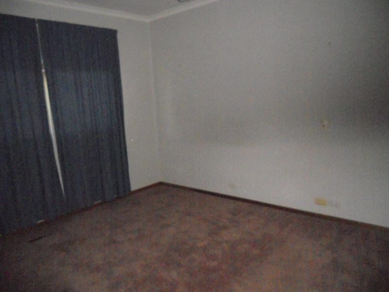 23 Escott Grove, Berwick VIC 3806