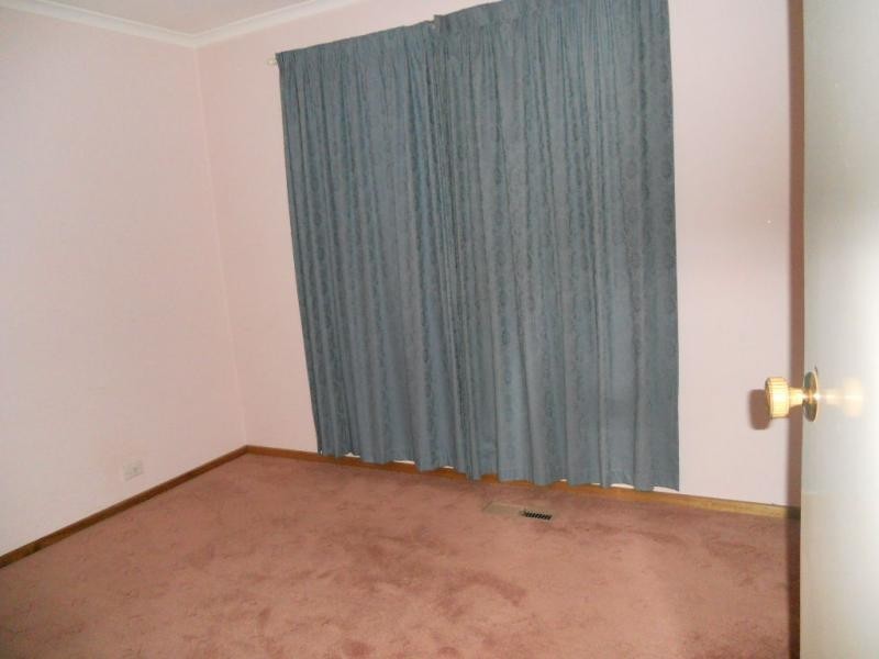 23 Escott Grove, Berwick VIC 3806