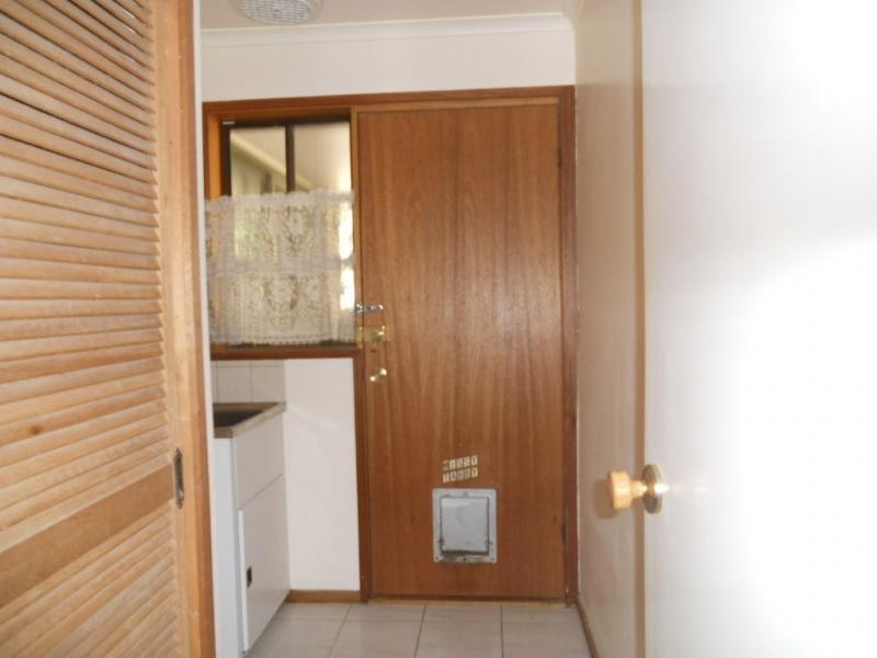 23 Escott Grove, Berwick VIC 3806