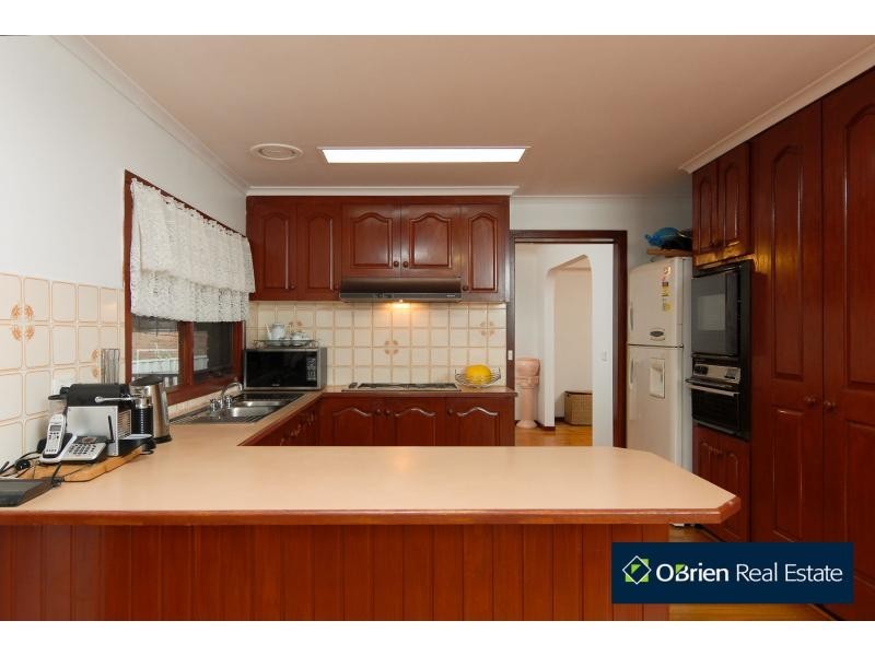 14 Granton Avenue, Endeavour Hills VIC 3802