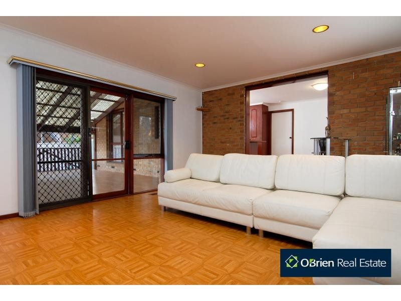 14 Granton Avenue, Endeavour Hills VIC 3802