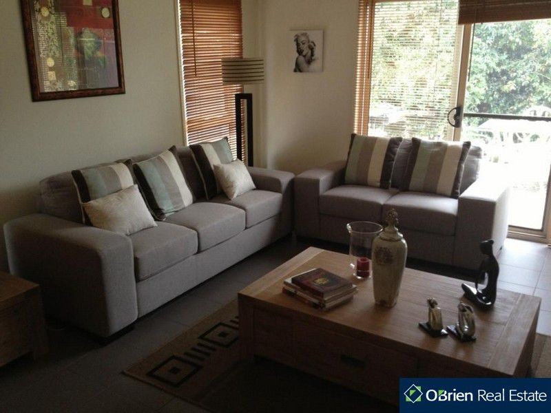 59 Downing Square, Pakenham VIC 3810