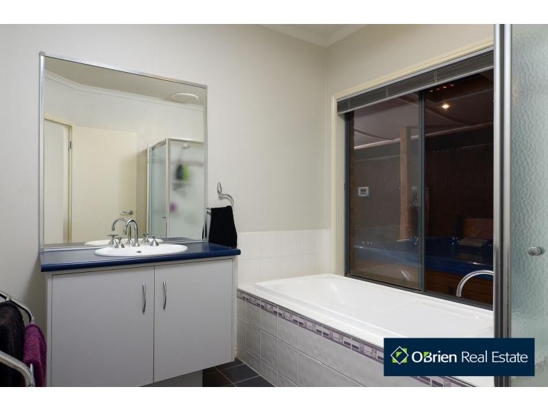 743 Glasscocks Road, Narre Warren South VIC 3805