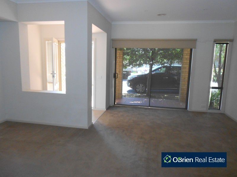 Unit 44/13 Kirren Close, Cranbourne VIC 3977
