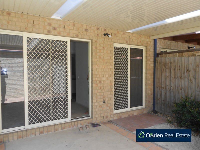 Unit 44/13 Kirren Close, Cranbourne VIC 3977
