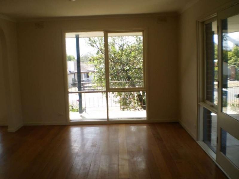 15 Lipton Drive, Frankston VIC 3199