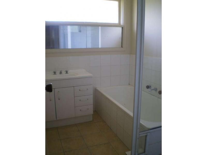 15 Lipton Drive, Frankston VIC 3199