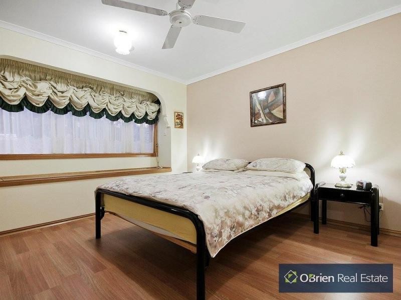 52 Melville Park Road, Berwick VIC 3806