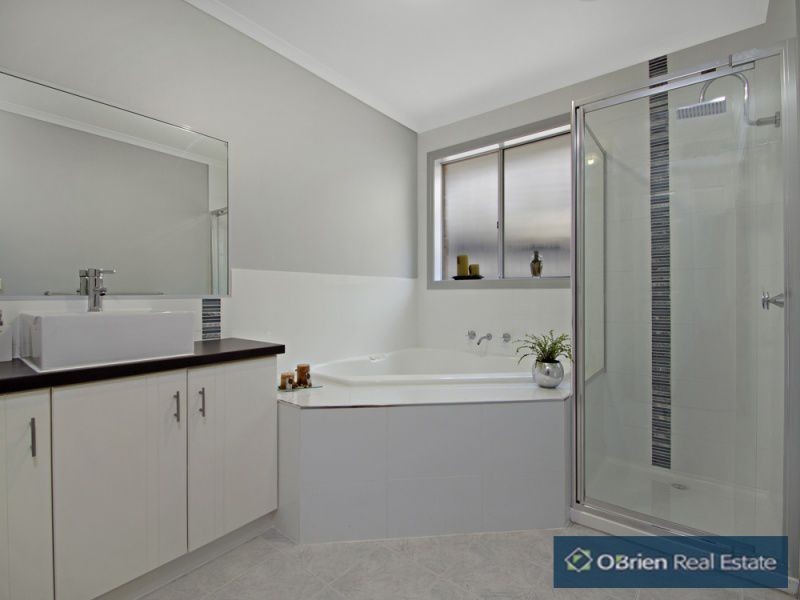 7 Ella Court, Narre Warren VIC 3805