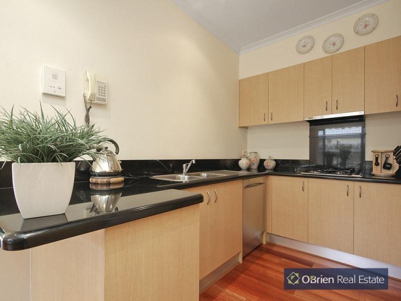 21/18-26 Marlesford Crescent, Berwick VIC 3806