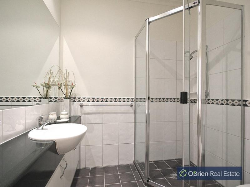 21/18-26 Marlesford Crescent, Berwick VIC 3806