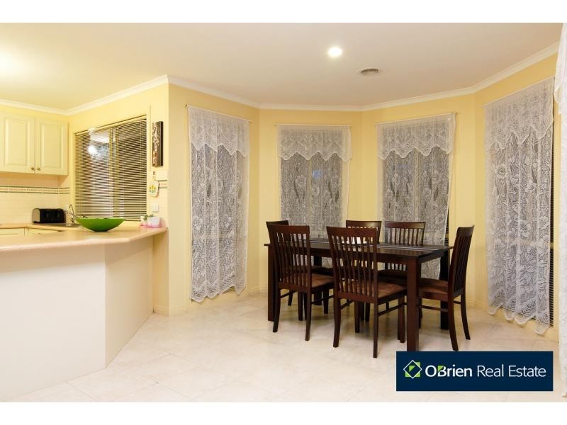 28 Pendle Close, Narre Warren South VIC 3805