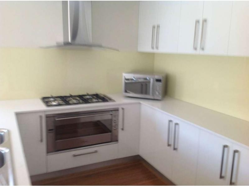 11 FANTAIL Lane, Pakenham VIC 3810