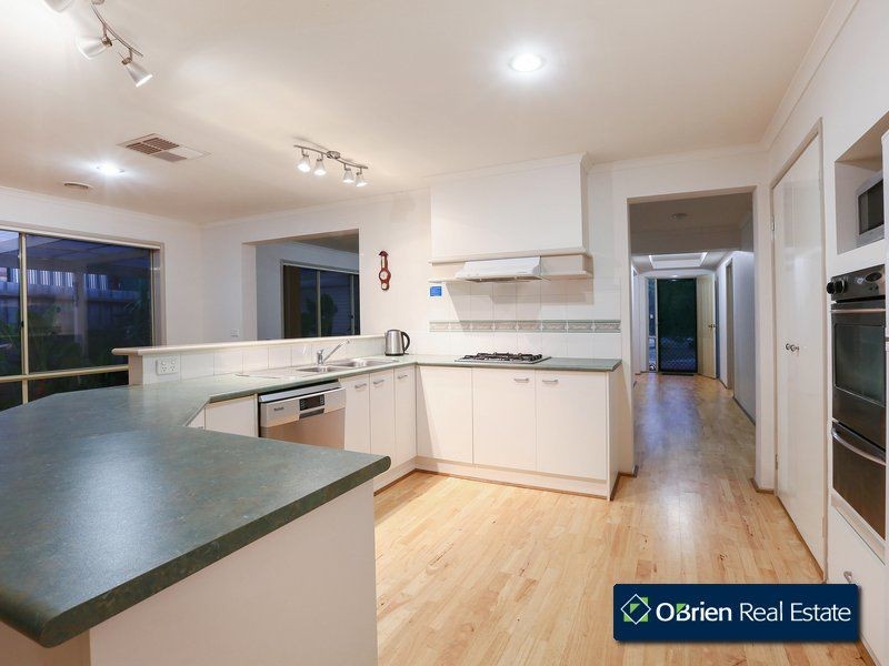 7 Dickson Mews, Berwick VIC 3806