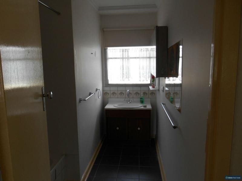 19 LACEBARK Street, Doveton VIC 3177