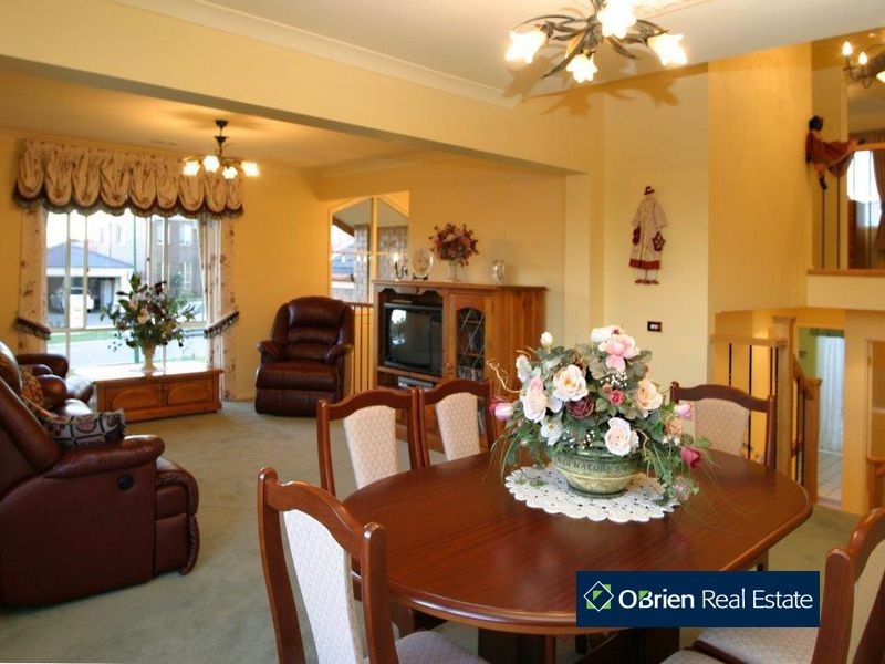 18 Avendon Court, Narre Warren South VIC 3805