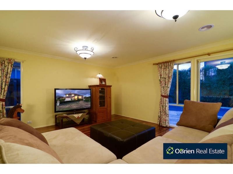 18 Avendon Court, Narre Warren South VIC 3805