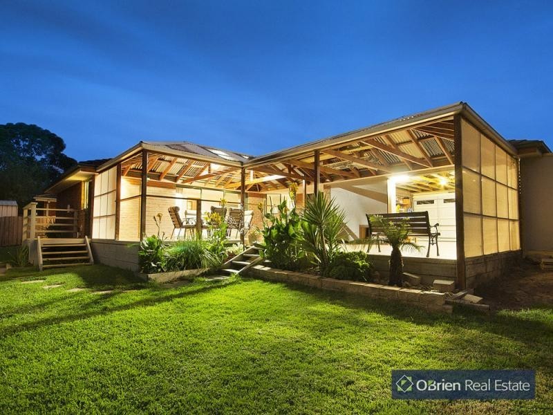 10 Janson Close, Narre Warren South VIC 3805