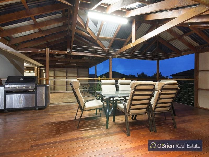 10 Janson Close, Narre Warren South VIC 3805