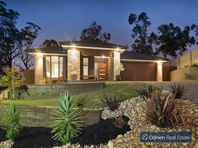 7 Watercress Court, Drouin VIC 3818