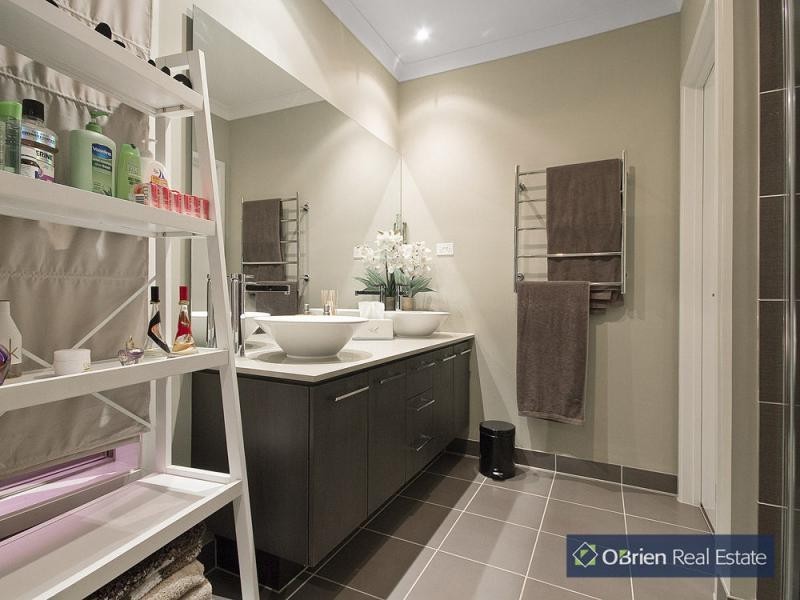 7 Watercress Court, Drouin VIC 3818