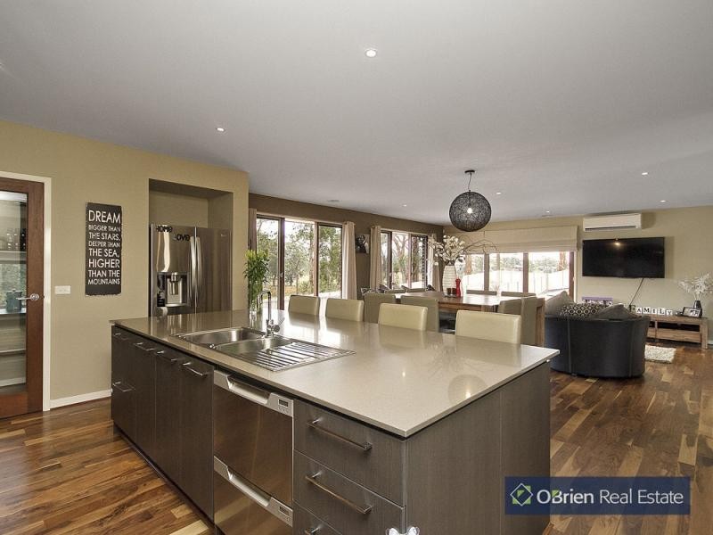 7 Watercress Court, Drouin VIC 3818