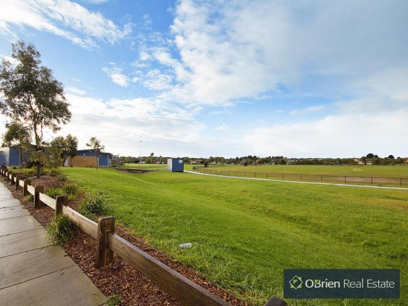 L8 Gossamer Way, Werona Waters, Narre Warren South VIC 3805