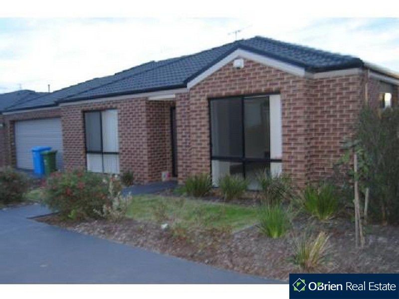 11/9 Carly Close, Narre Warren South VIC 3805