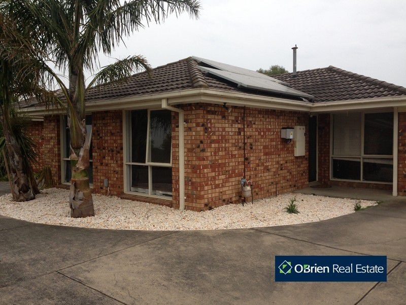 2/23 William Street, Cranbourne VIC 3977