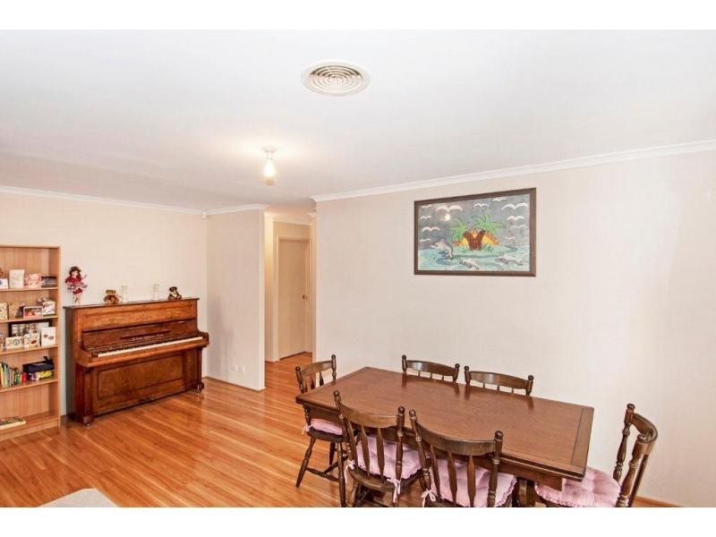 4 Glynelea Crescent, Skye VIC 3977