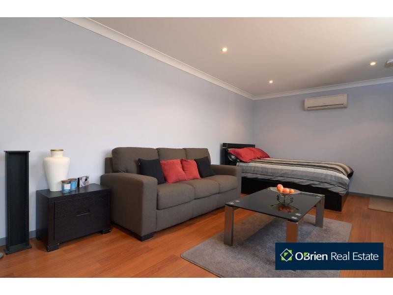 5 Maralee Court, Berwick VIC 3806