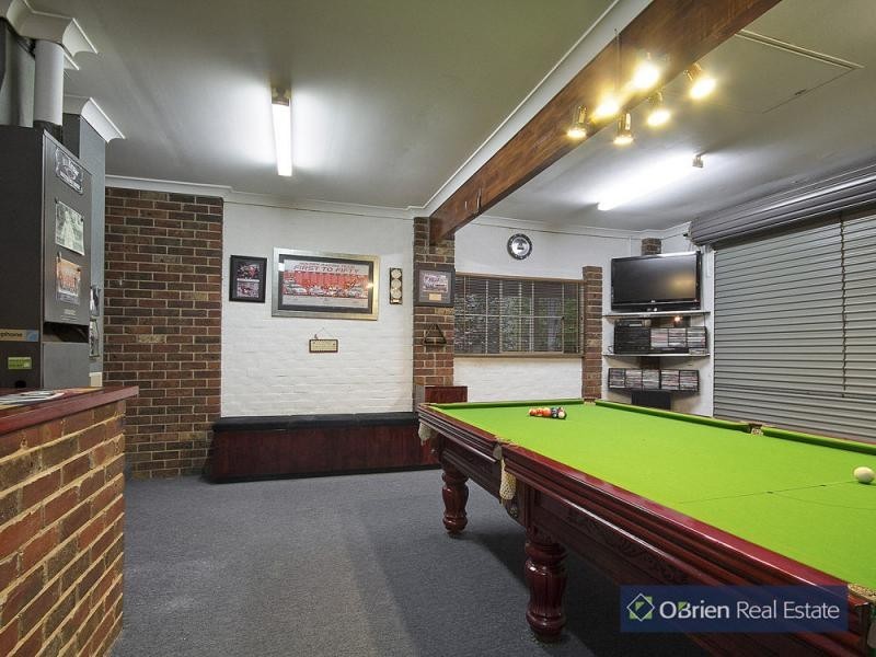 7 Dee-Wy Road, Narre Warren South VIC 3805