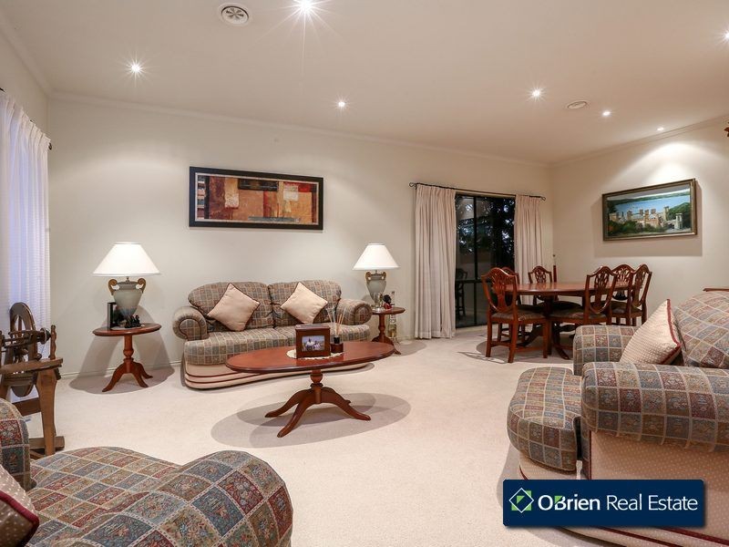 1 Hibberd Court, Berwick VIC 3806