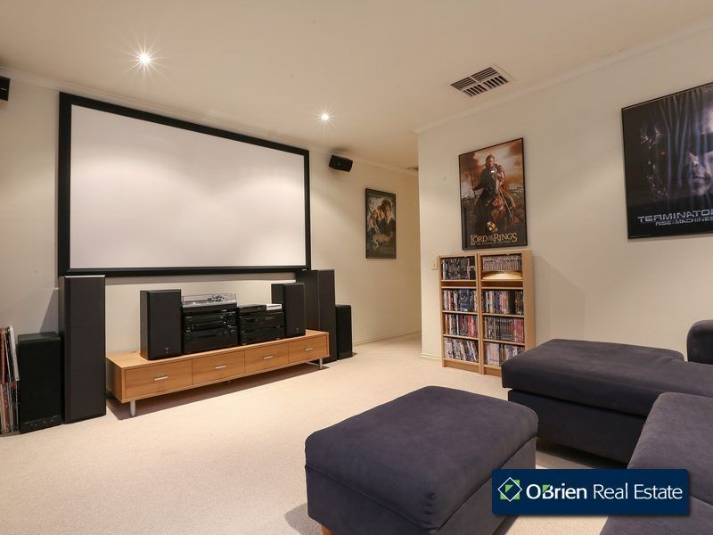 1 Hibberd Court, Berwick VIC 3806