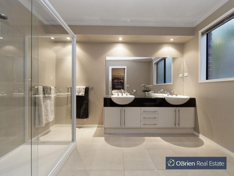 11 Timberside Drive, Beaconsfield VIC 3807