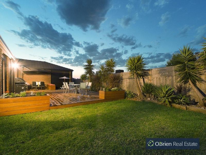 11 Timberside Drive, Beaconsfield VIC 3807