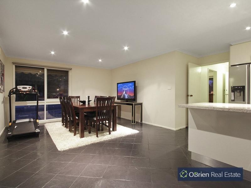 85 Mansfield Street, Berwick VIC 3806