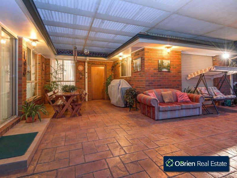 6 Buttonwood Court, Narre Warren South VIC 3805