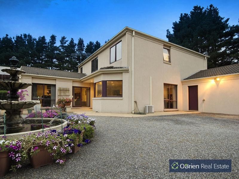 20 Greenland Drive, Drouin VIC 3818