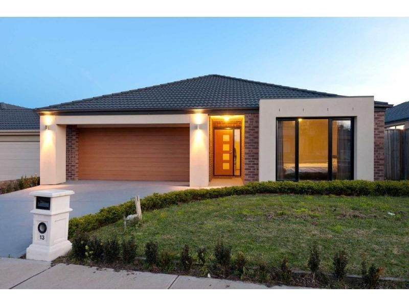 13 Wodalla Place, Lyndhurst VIC 3975