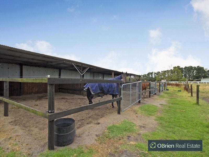 44 East Road, Pearcedale VIC 3912