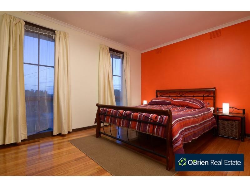 1 Caine Court, Endeavour Hills VIC 3802