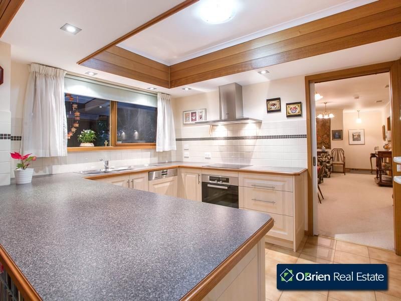 2 Highrise Court, Narre Warren VIC 3805