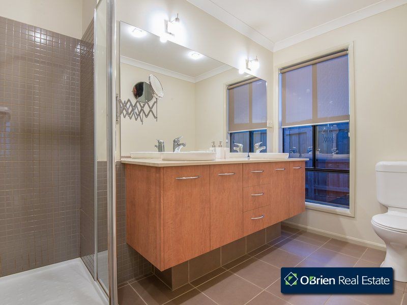 135 Golf Links Road, Berwick VIC 3806