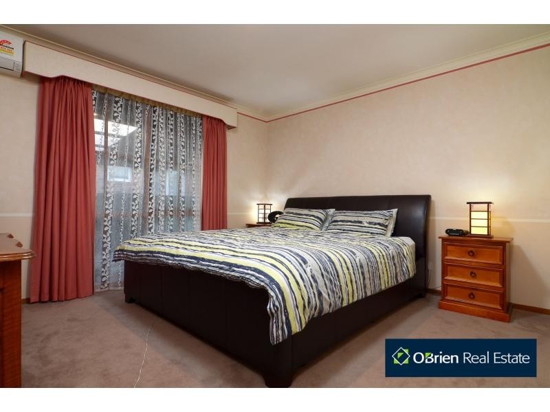 57 Warana Drive, Hampton Park VIC 3976