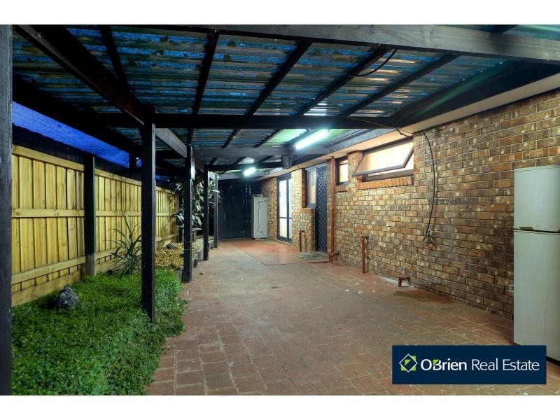 57 Warana Drive, Hampton Park VIC 3976