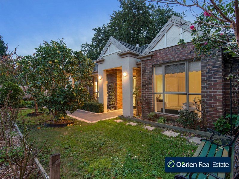 1/49 Lyall Road, Berwick VIC 3806