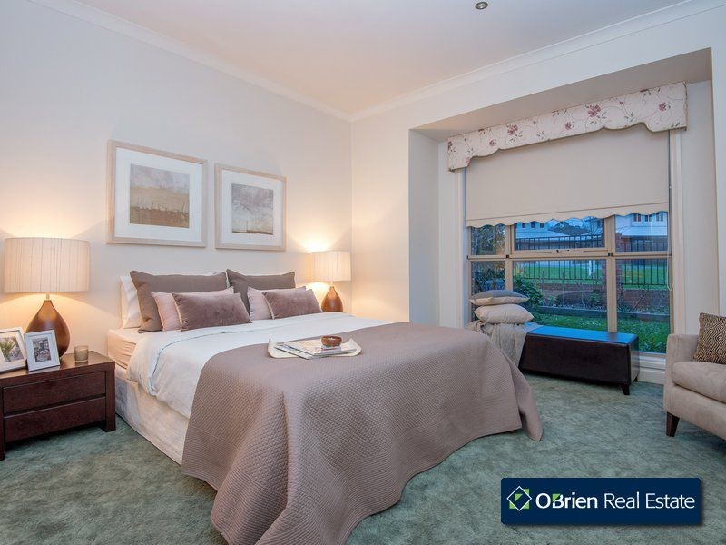 1/49 Lyall Road, Berwick VIC 3806