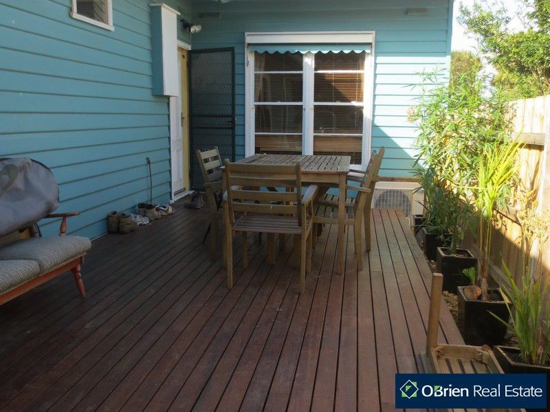 16 Salisbury Street, Lang Lang VIC 3984